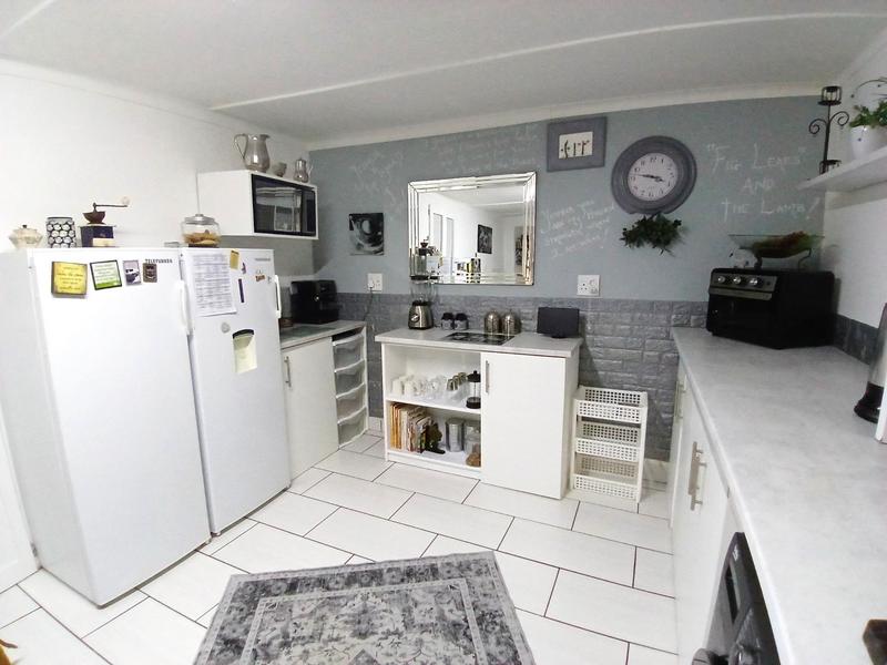 2 Bedroom Property for Sale in Stilbaai East Western Cape